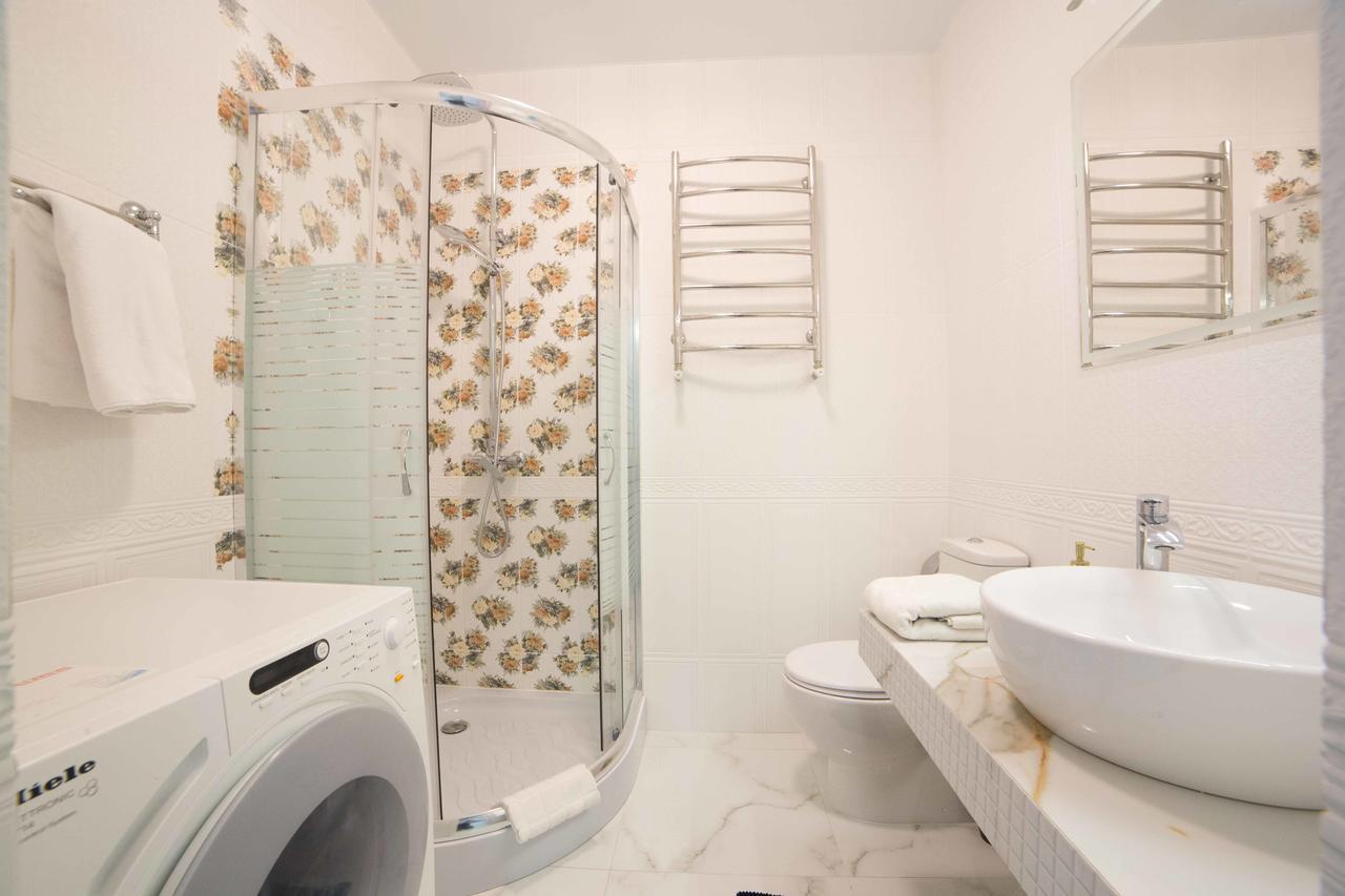 Leogrand Apartments On Kulisha 36 Λβιβ Εξωτερικό φωτογραφία