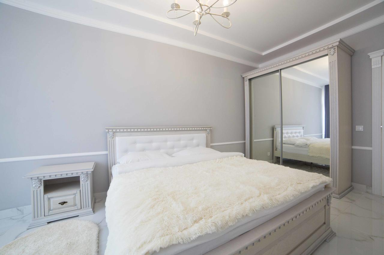 Leogrand Apartments On Kulisha 36 Λβιβ Εξωτερικό φωτογραφία